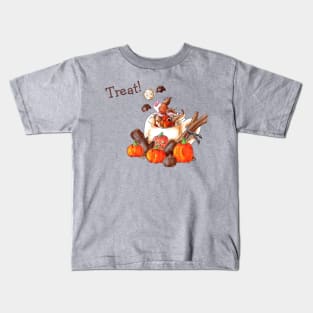 Halloween Pumpkin Spice Mocha Piggy (With Text) Kids T-Shirt